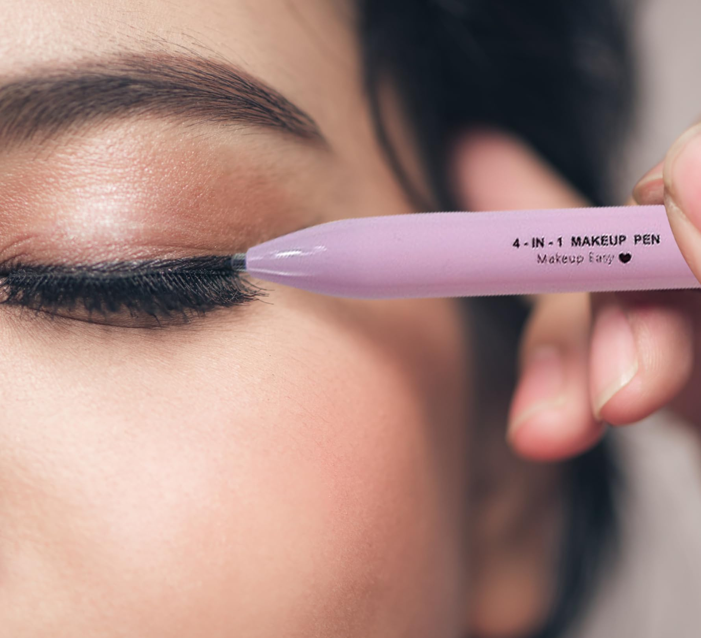 Eyeliner 4-en-1 Multicolore Waterproof – Regard Intense Longue Tenue